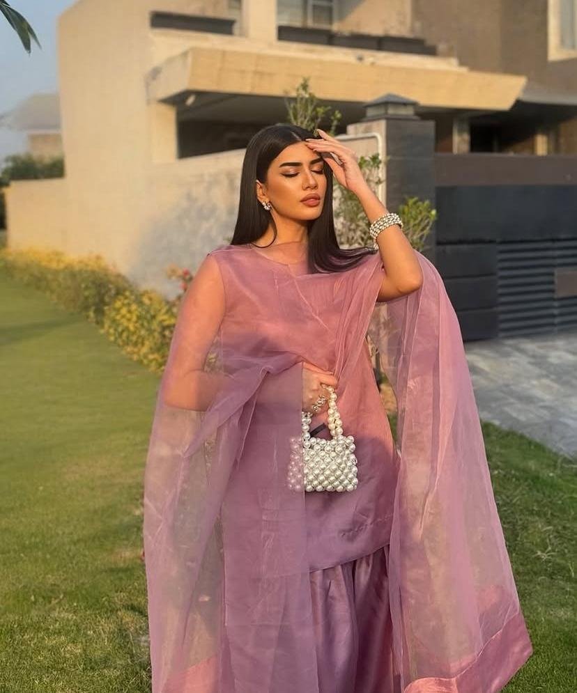 Shop Primary Image Shop Primary Image